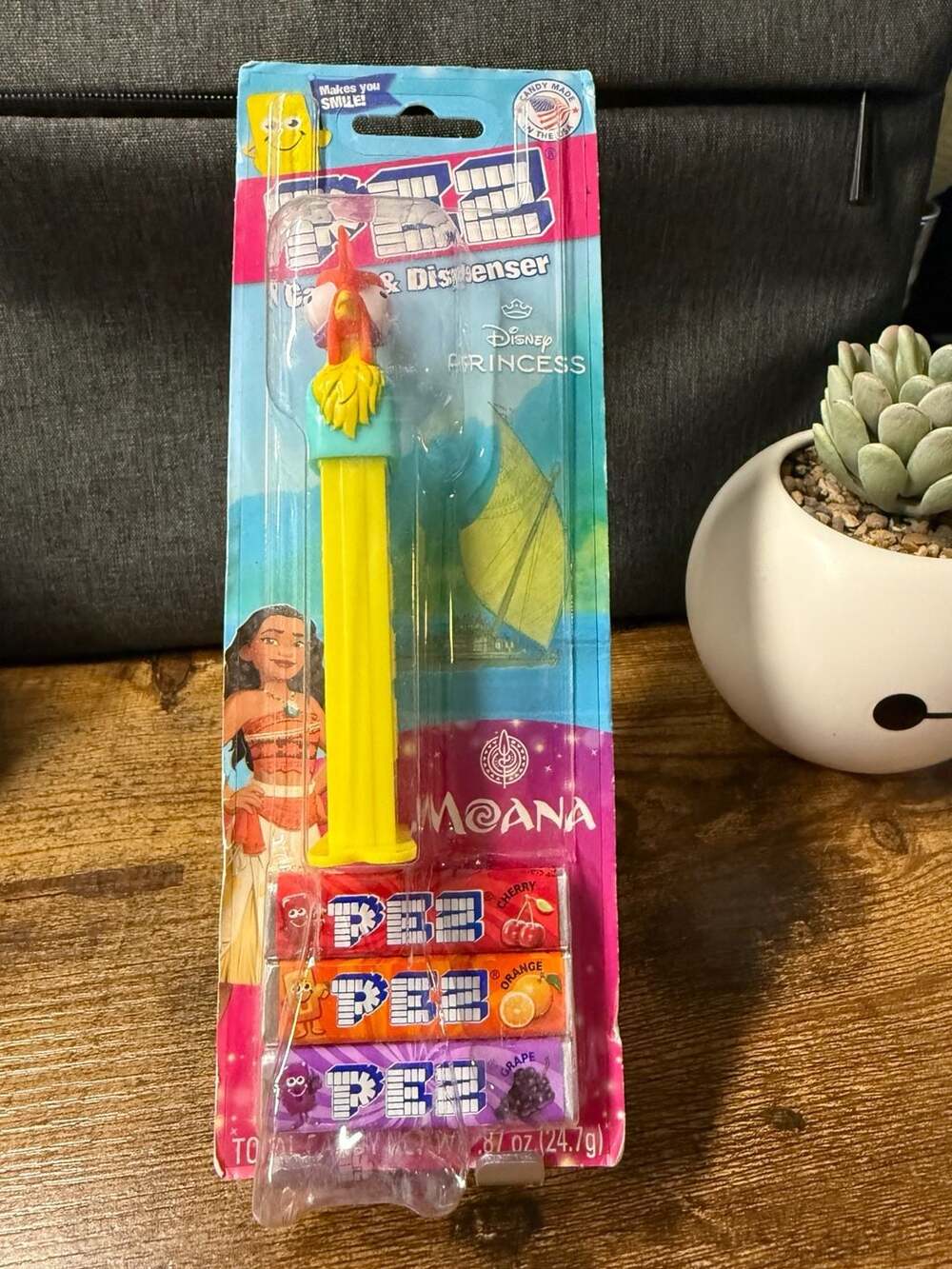 NEW Disney Moana Heihei Pez Dispenser With Candies